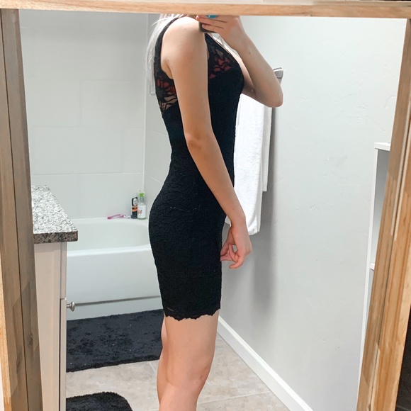 Windsor black lace dress - Picture 2 of 4